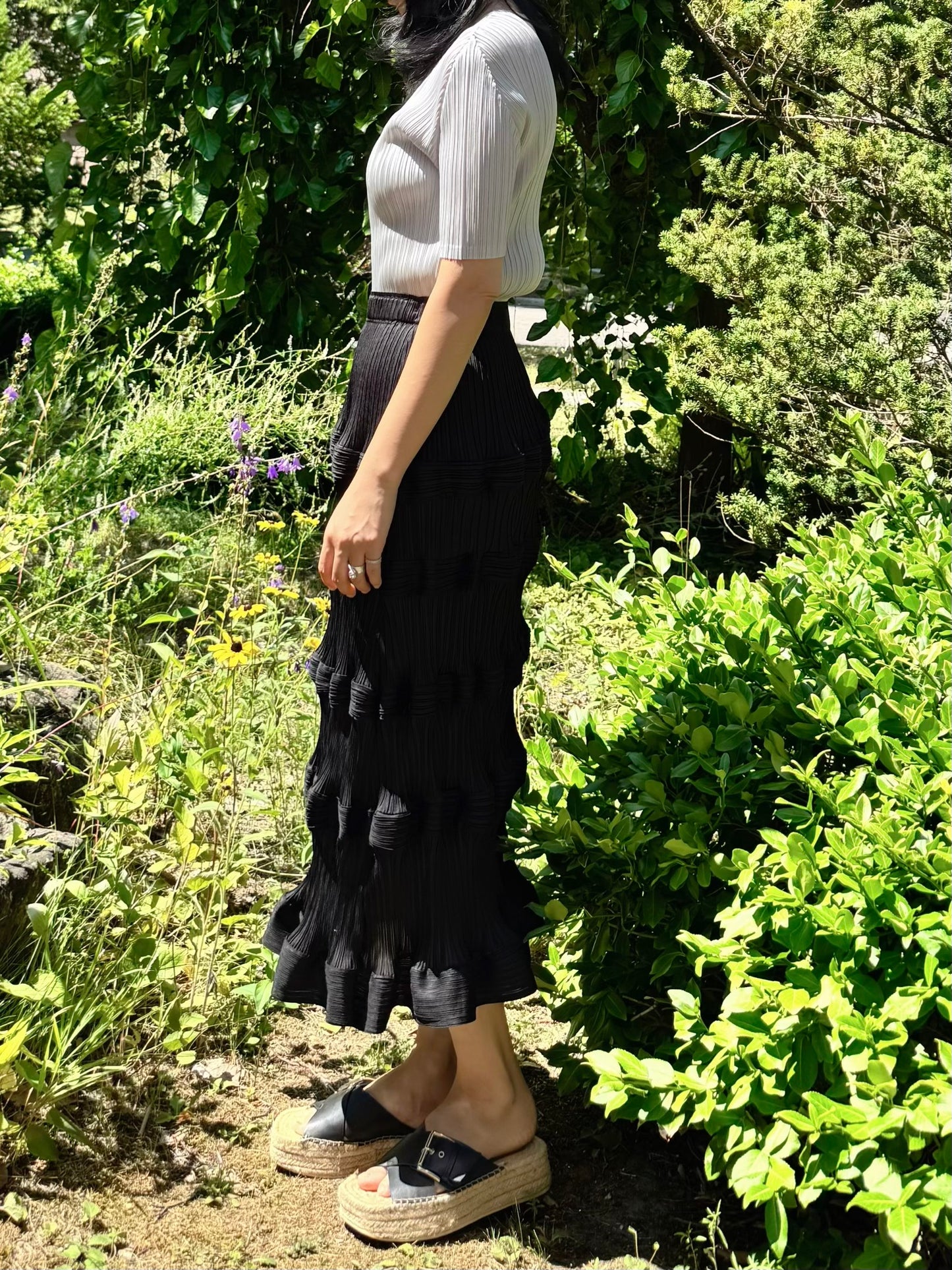 Wave Pleats Maxi Skirt
