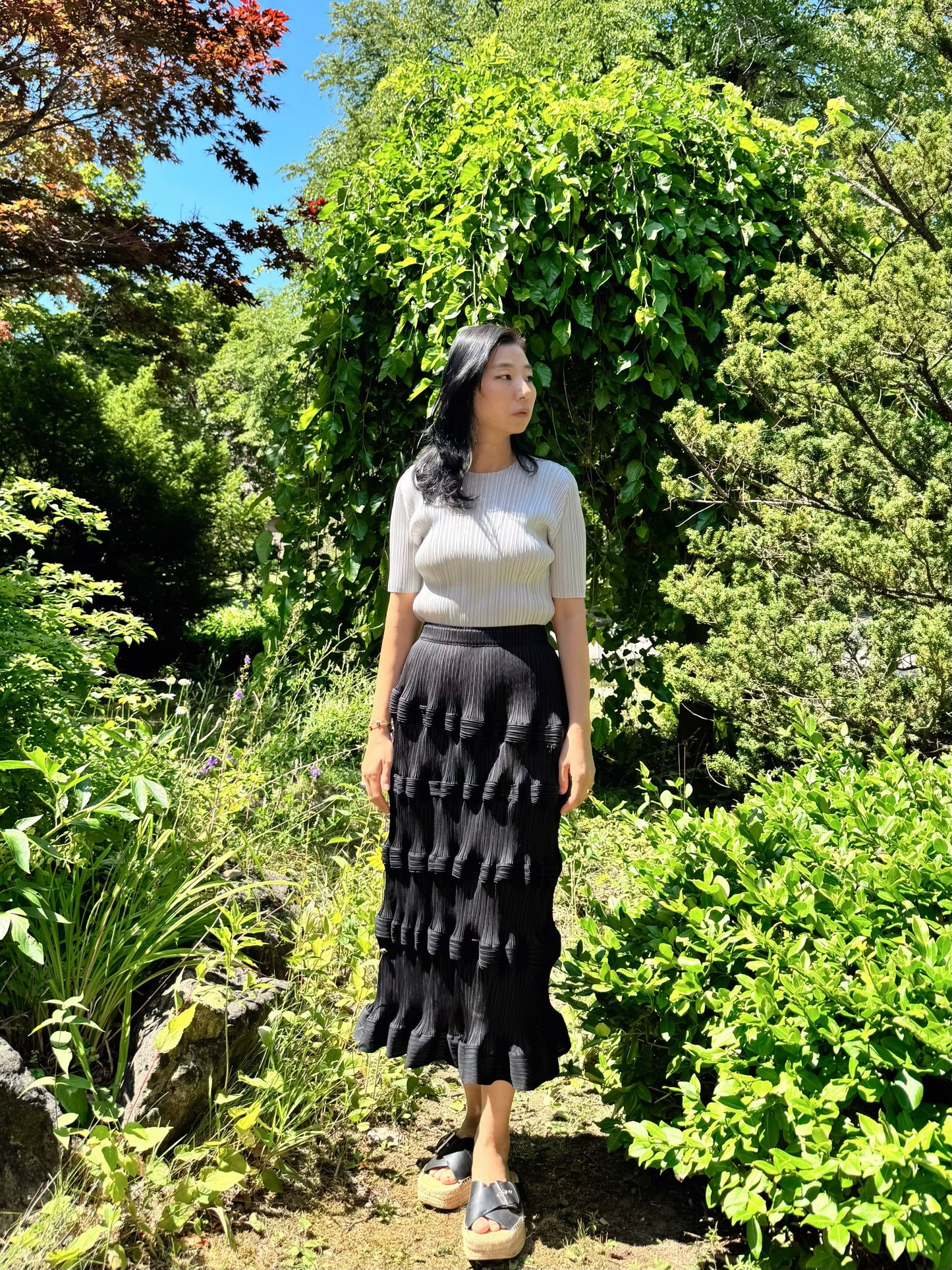 Wave Pleats Maxi Skirt