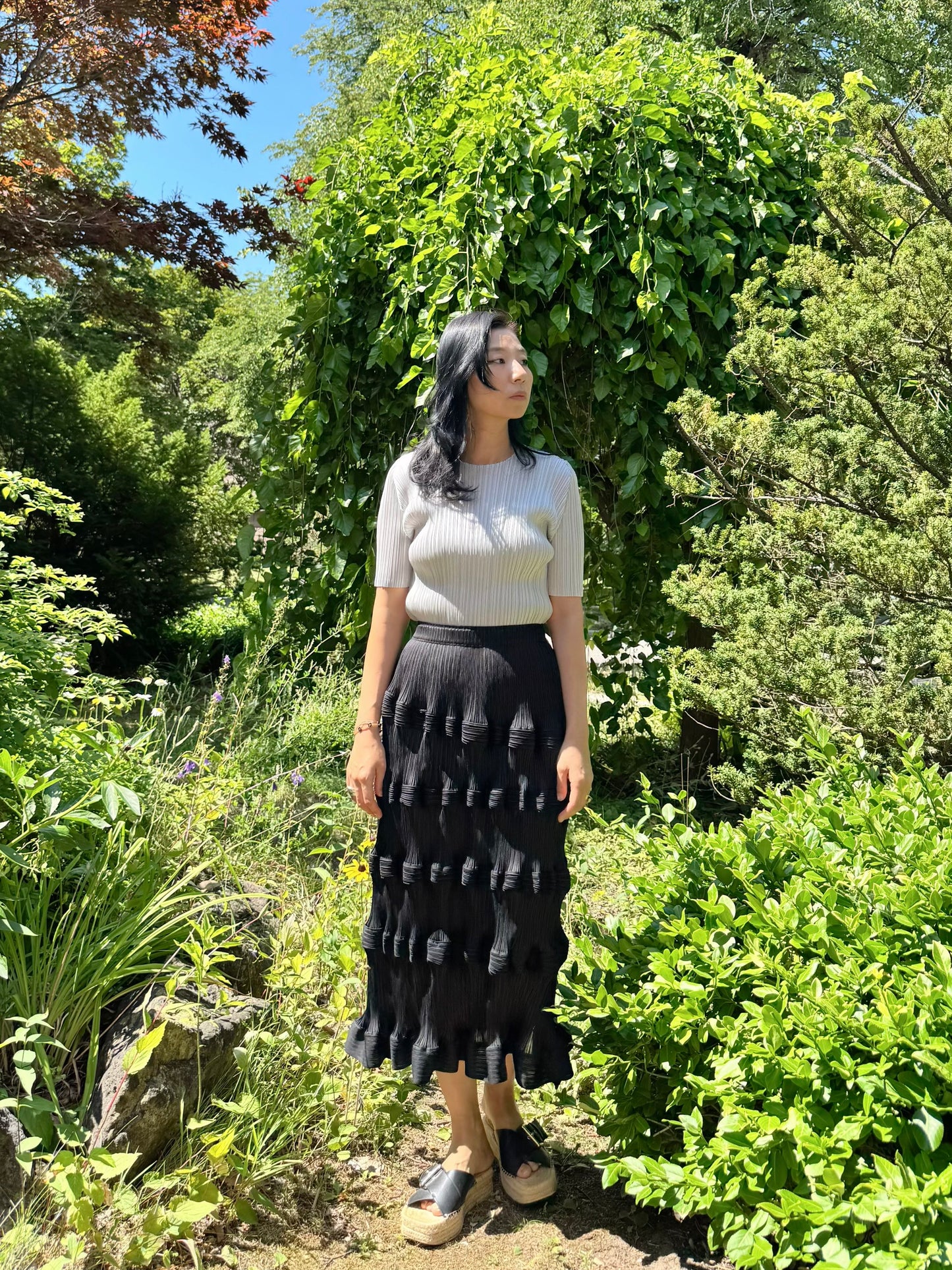 Wave Pleats Maxi Skirt