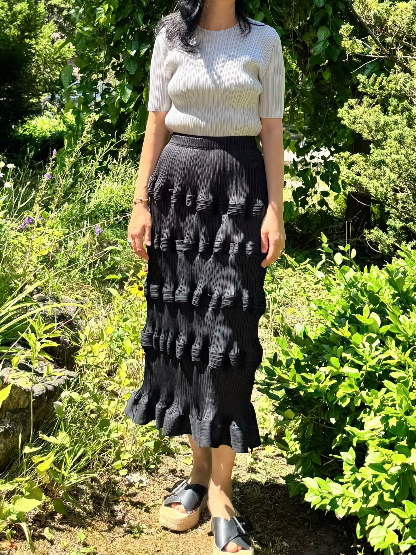 Wave Pleats Maxi Skirt
