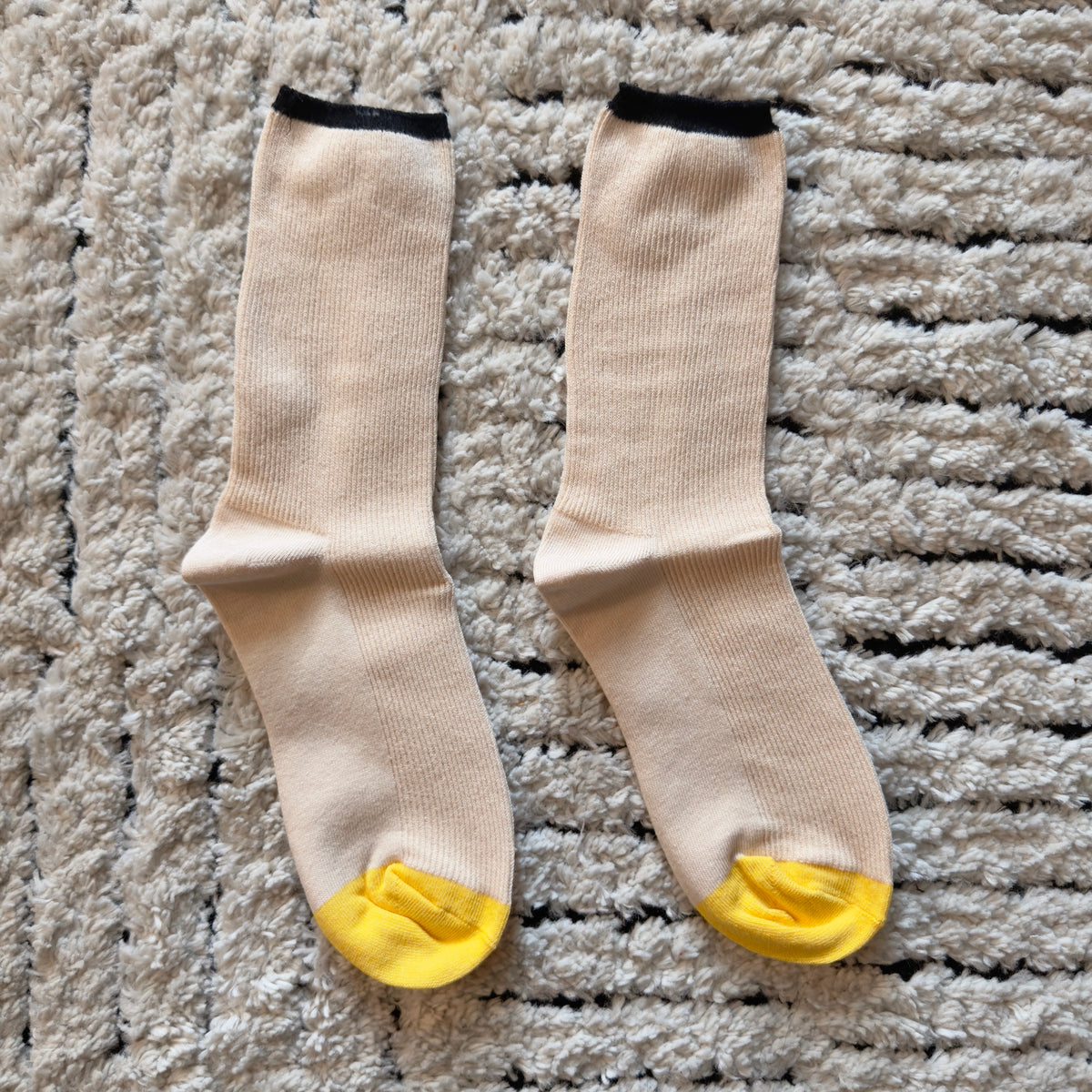COLOR BLOCK RIBBED SOCK (Black,Ivory,Brown)