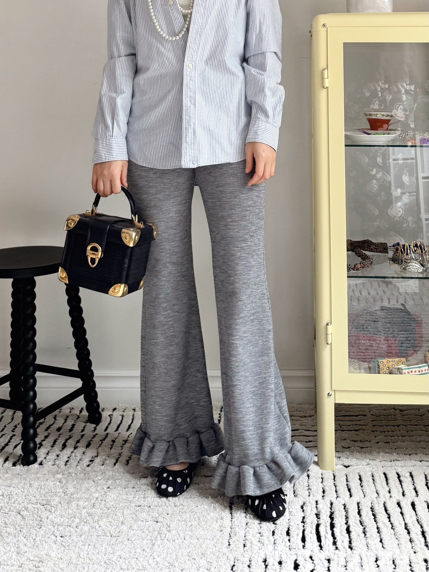 Frill  Bootcut Leggings (gray,black)