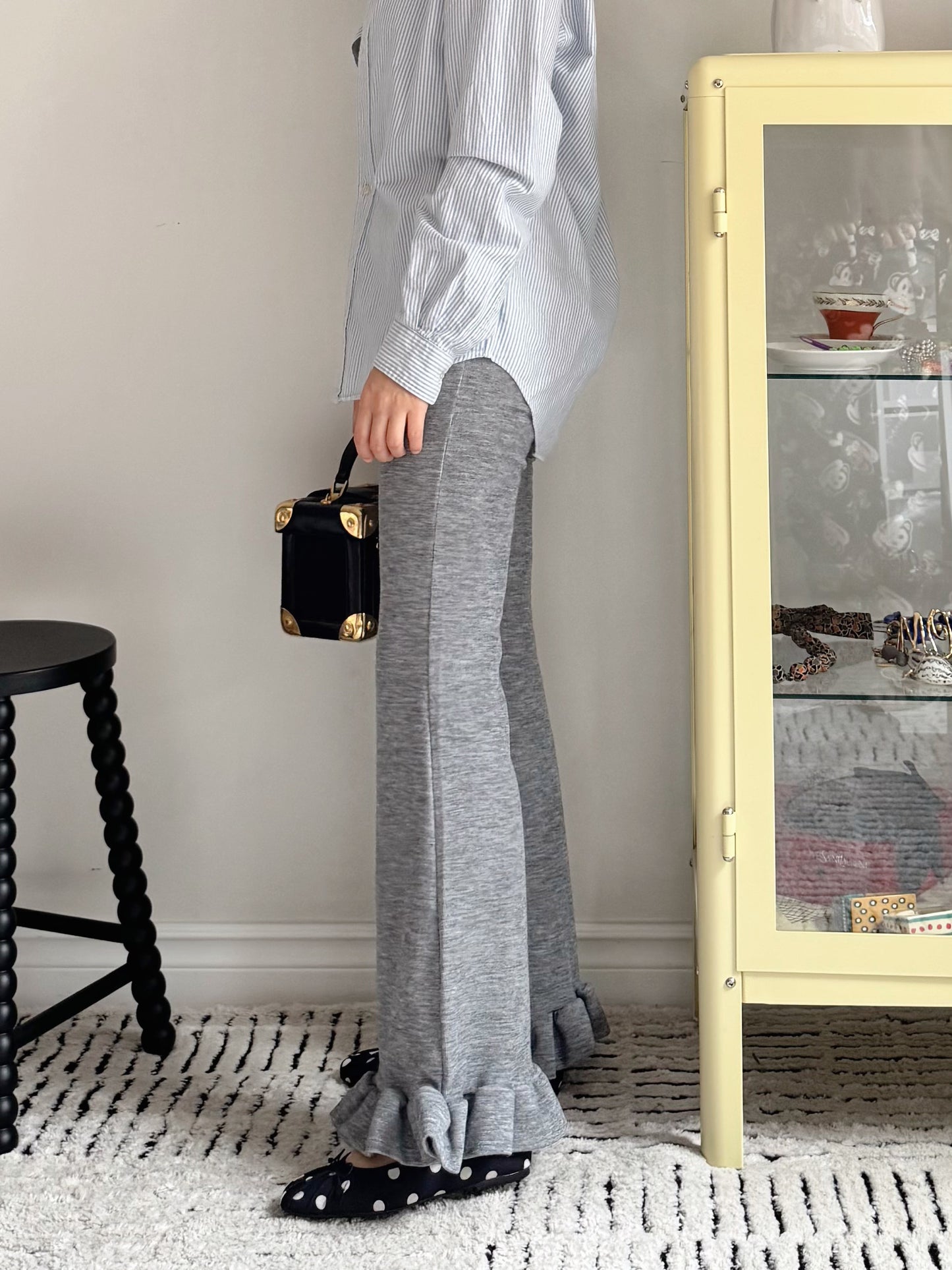 Frill  Bootcut Leggings (gray,black)