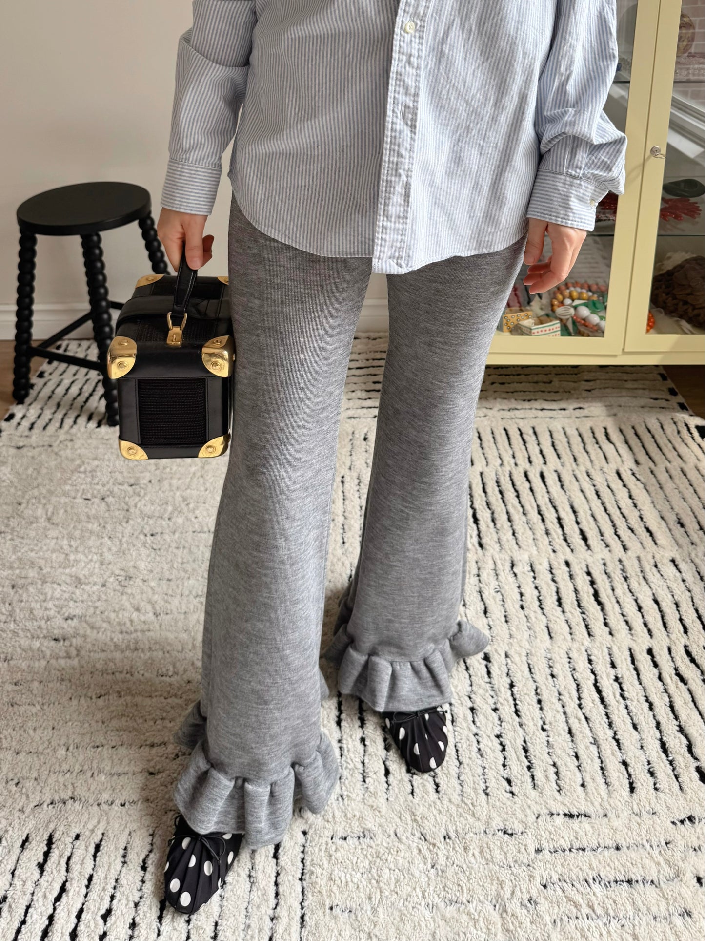 Frill  Bootcut Leggings (gray,black)