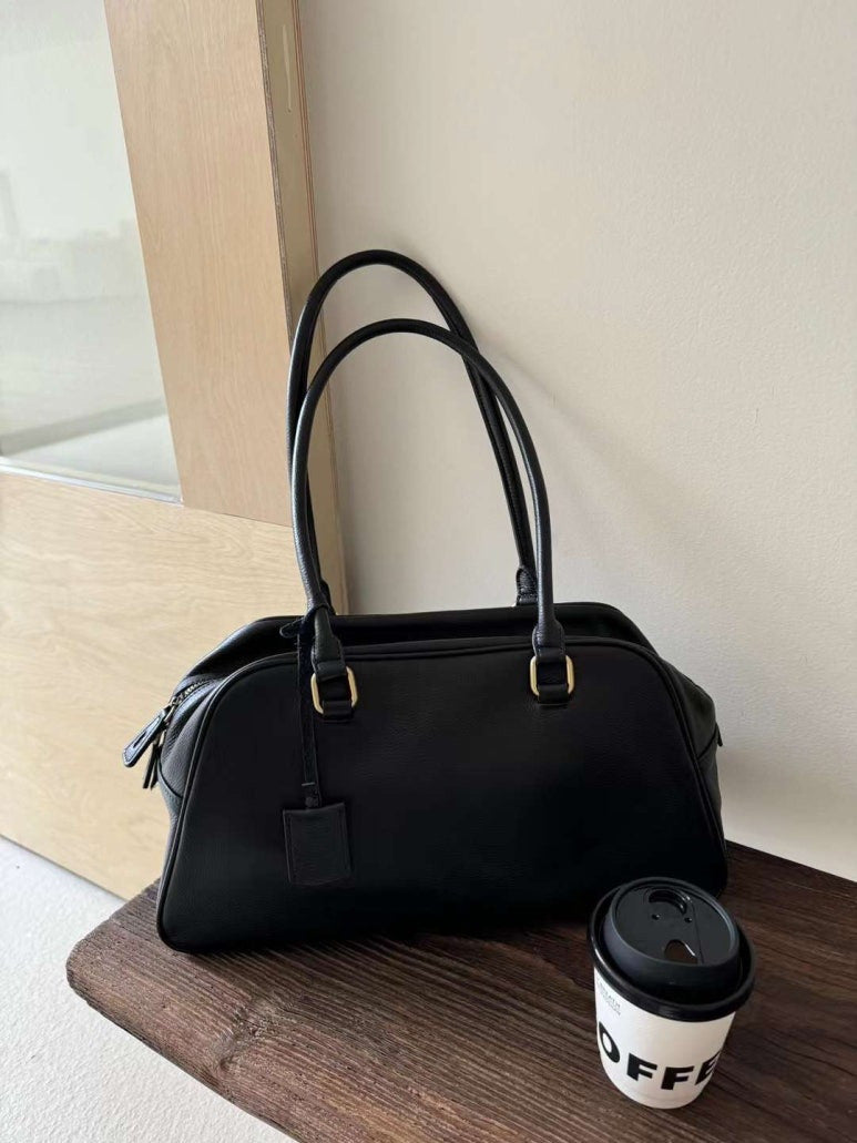 LEATHER SHOULDER BAG (brown, black)