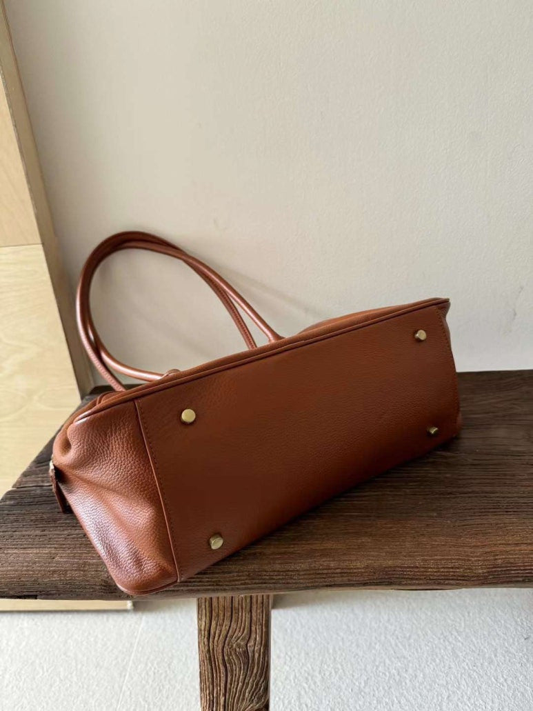 LEATHER SHOULDER BAG (brown, black)