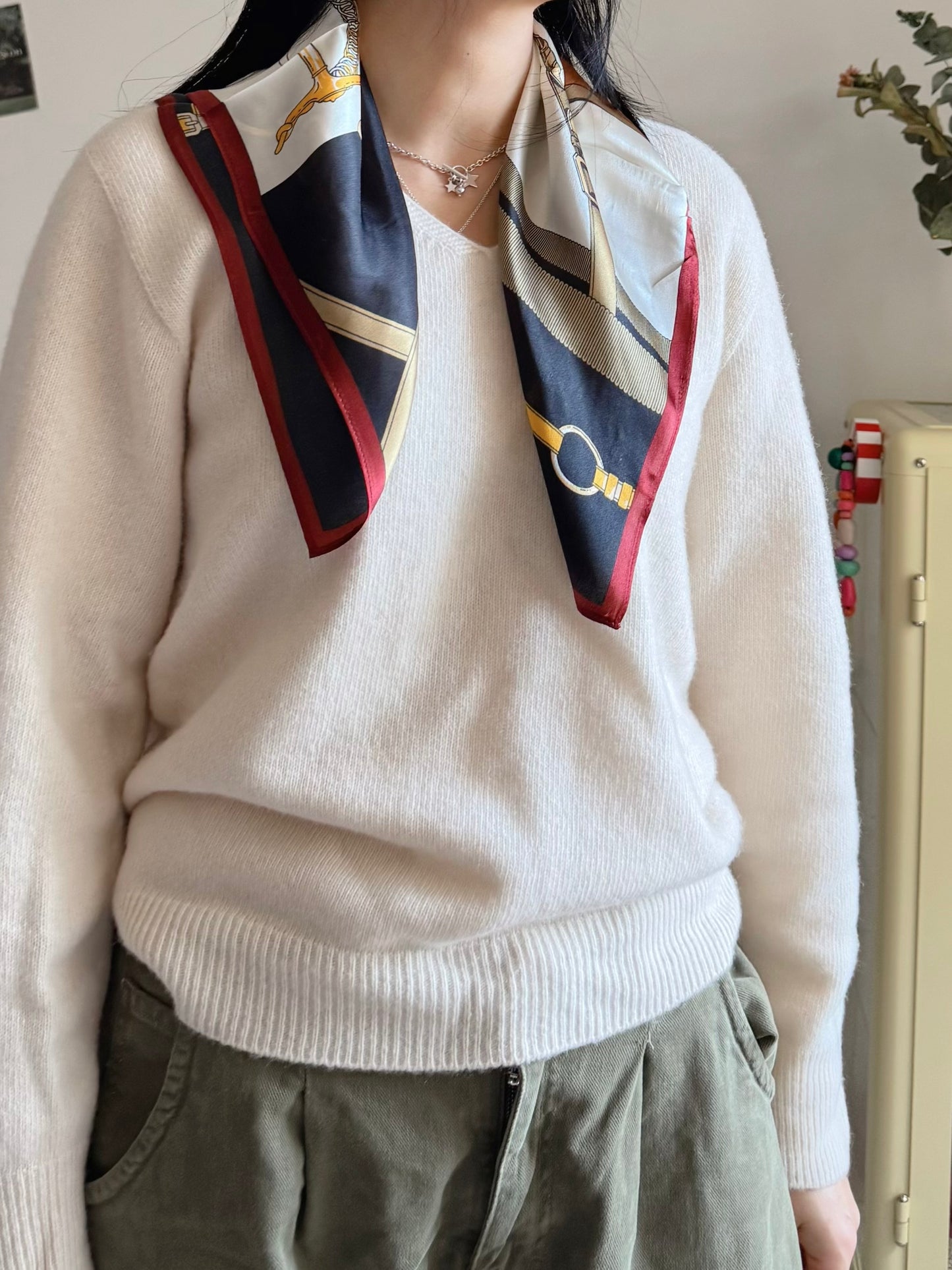 100% silk Heritage Belt Square Scarf