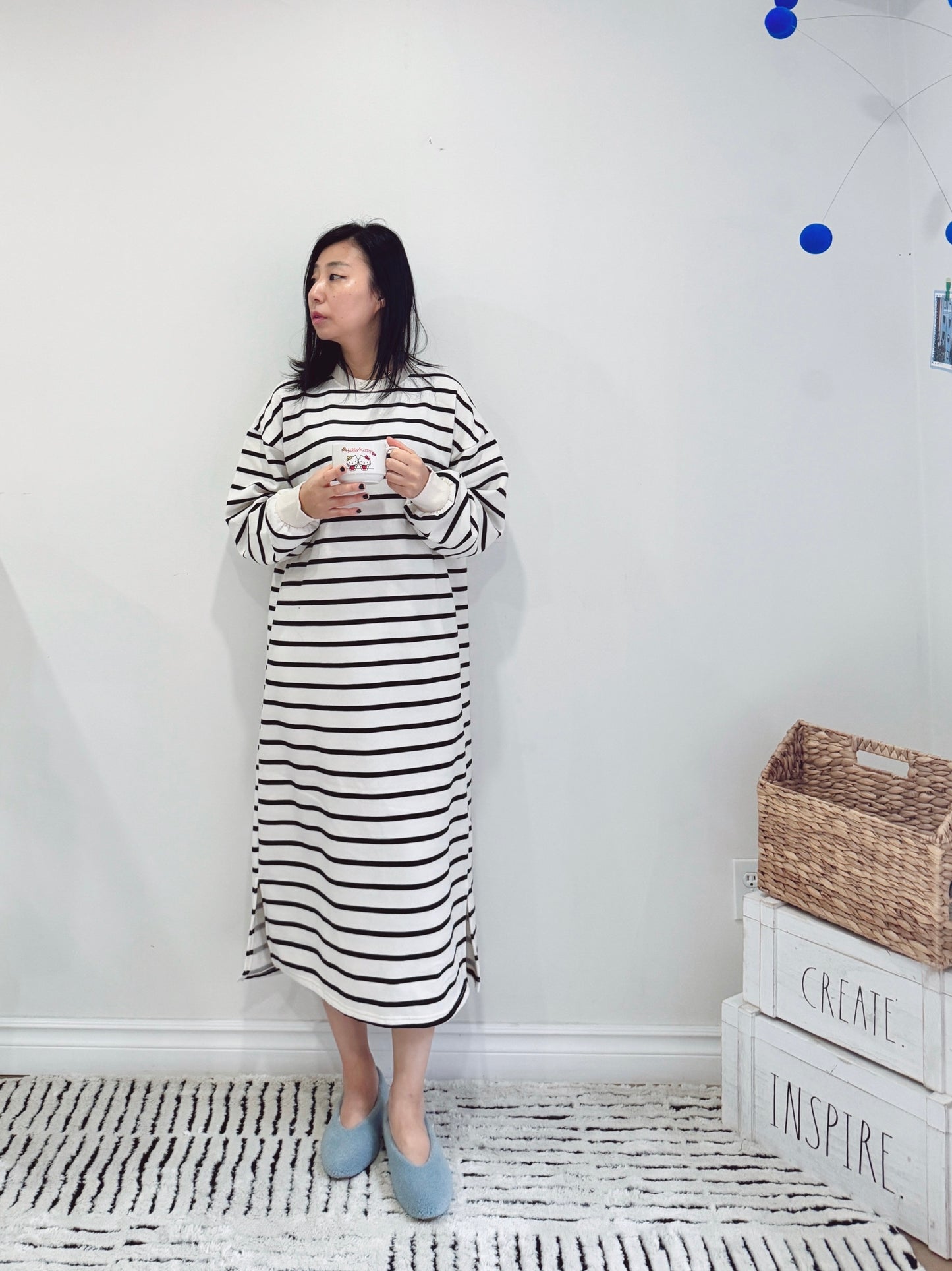 Striped long dress (ivory, blue)
