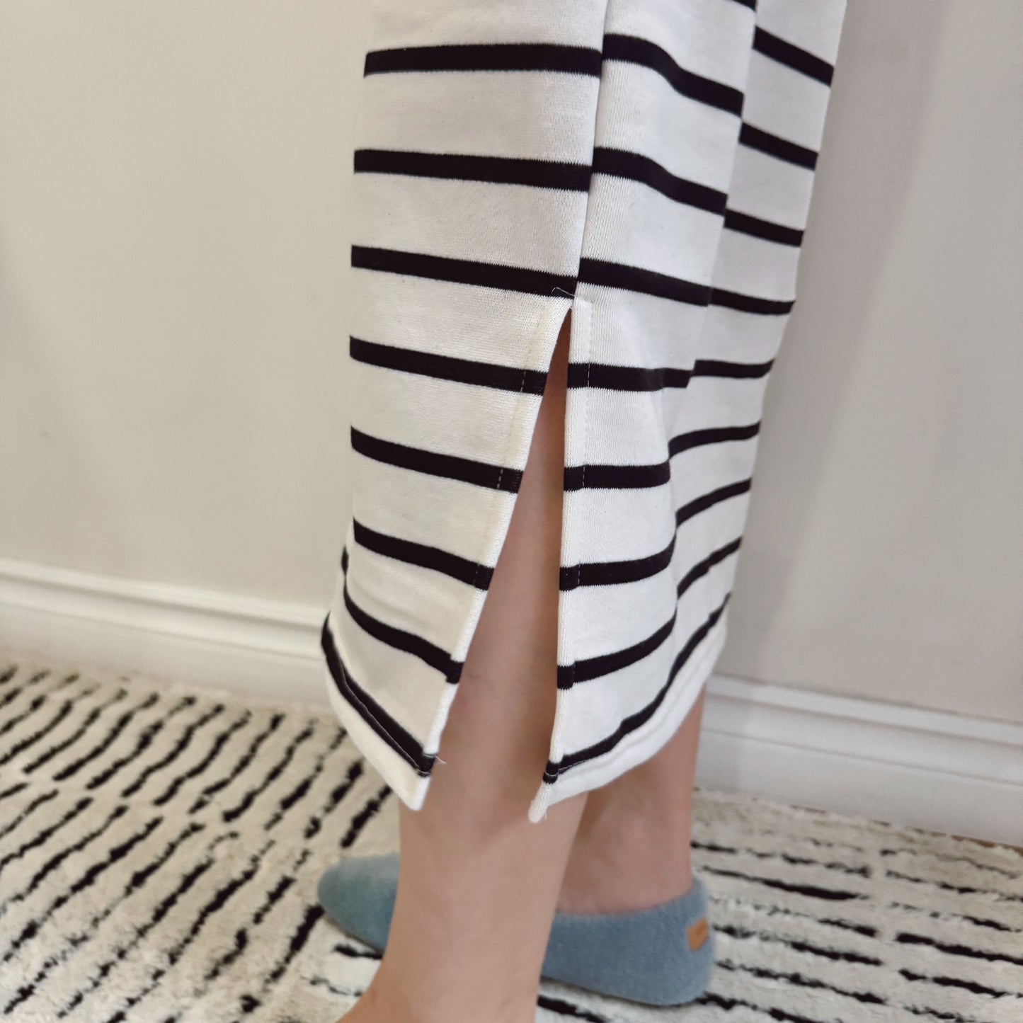 Striped long dress (ivory, blue)