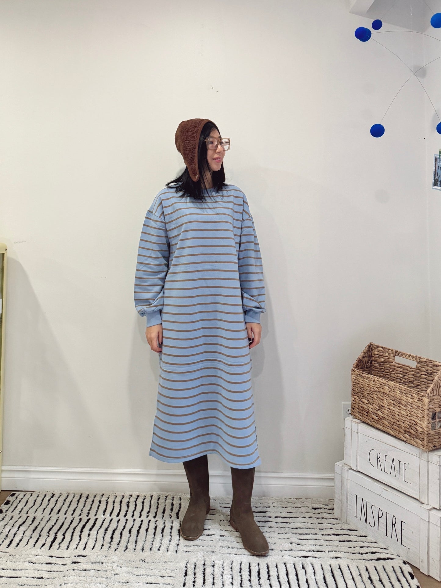 Striped long dress (ivory, blue)
