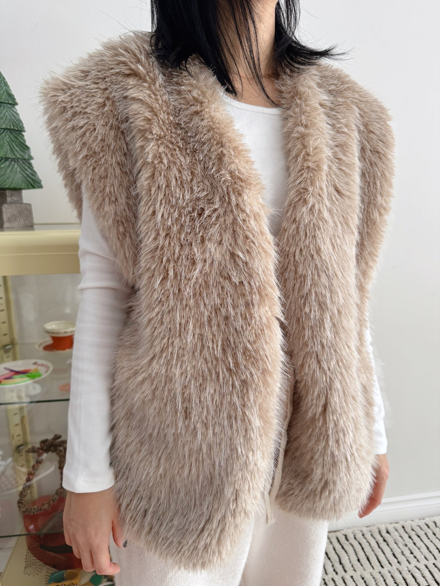 Moncher Fur Vest( ivory, beige)