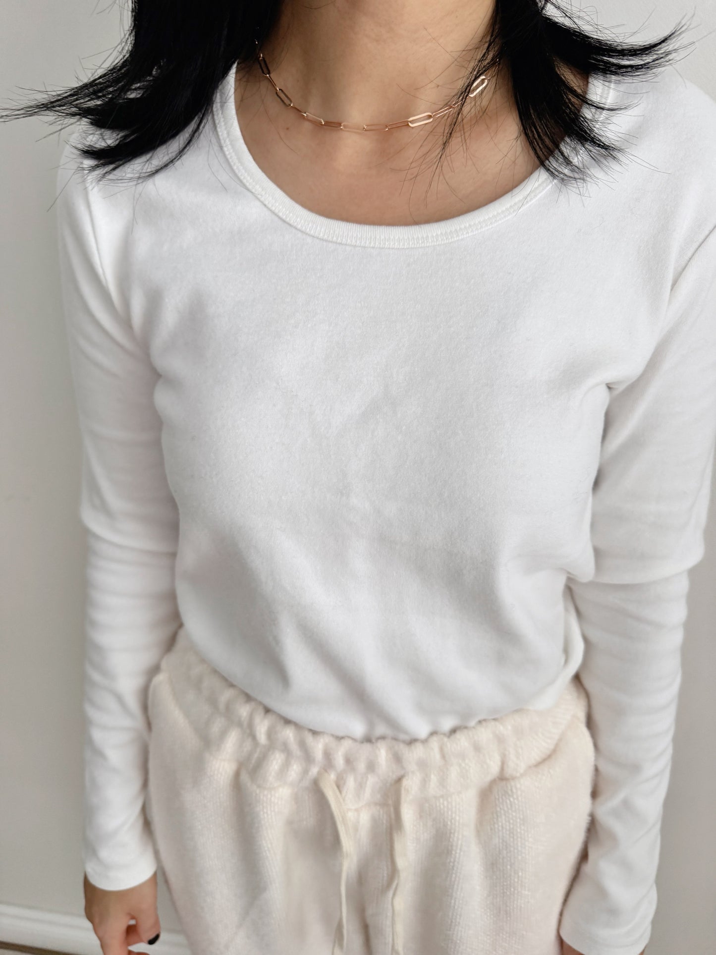 Basic cotton T-shirt (ivory, gray charcoal, black)