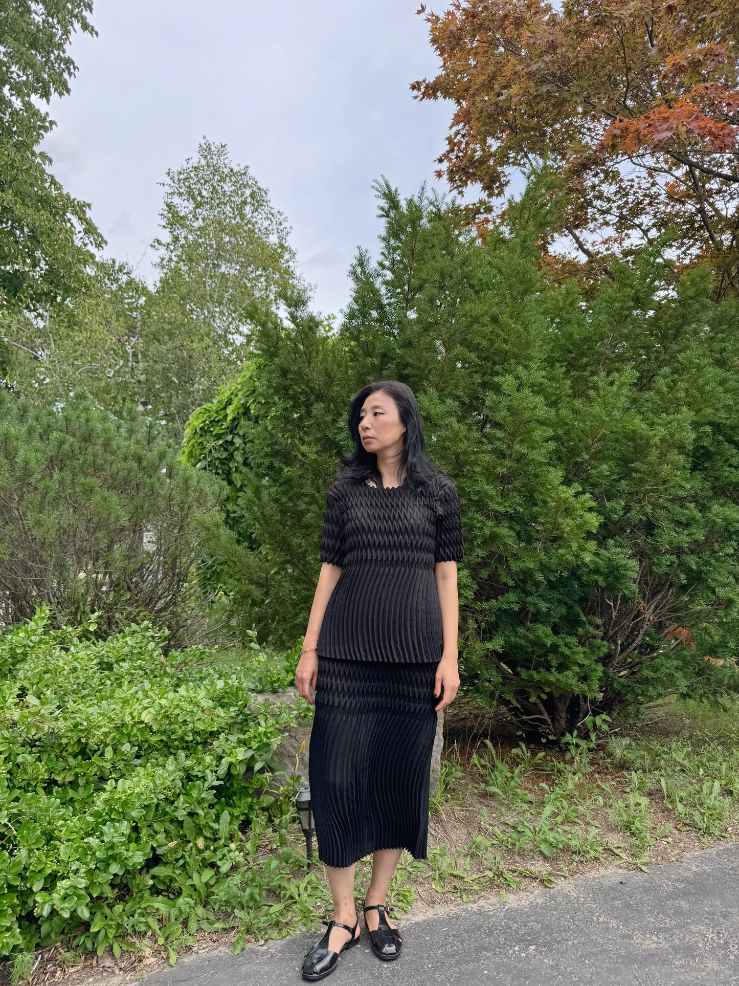 Pleated Texture Two-Piece Set(black,ivory)