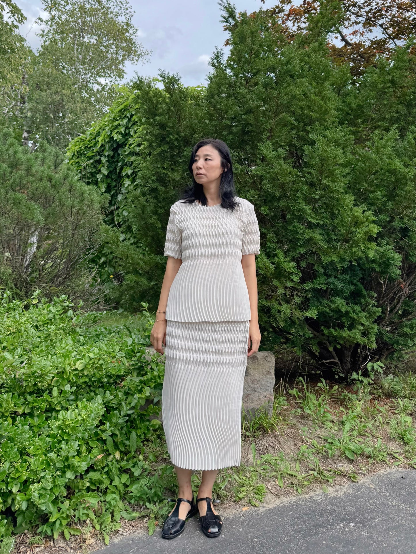 Pleated Texture Two-Piece Set(black,ivory)