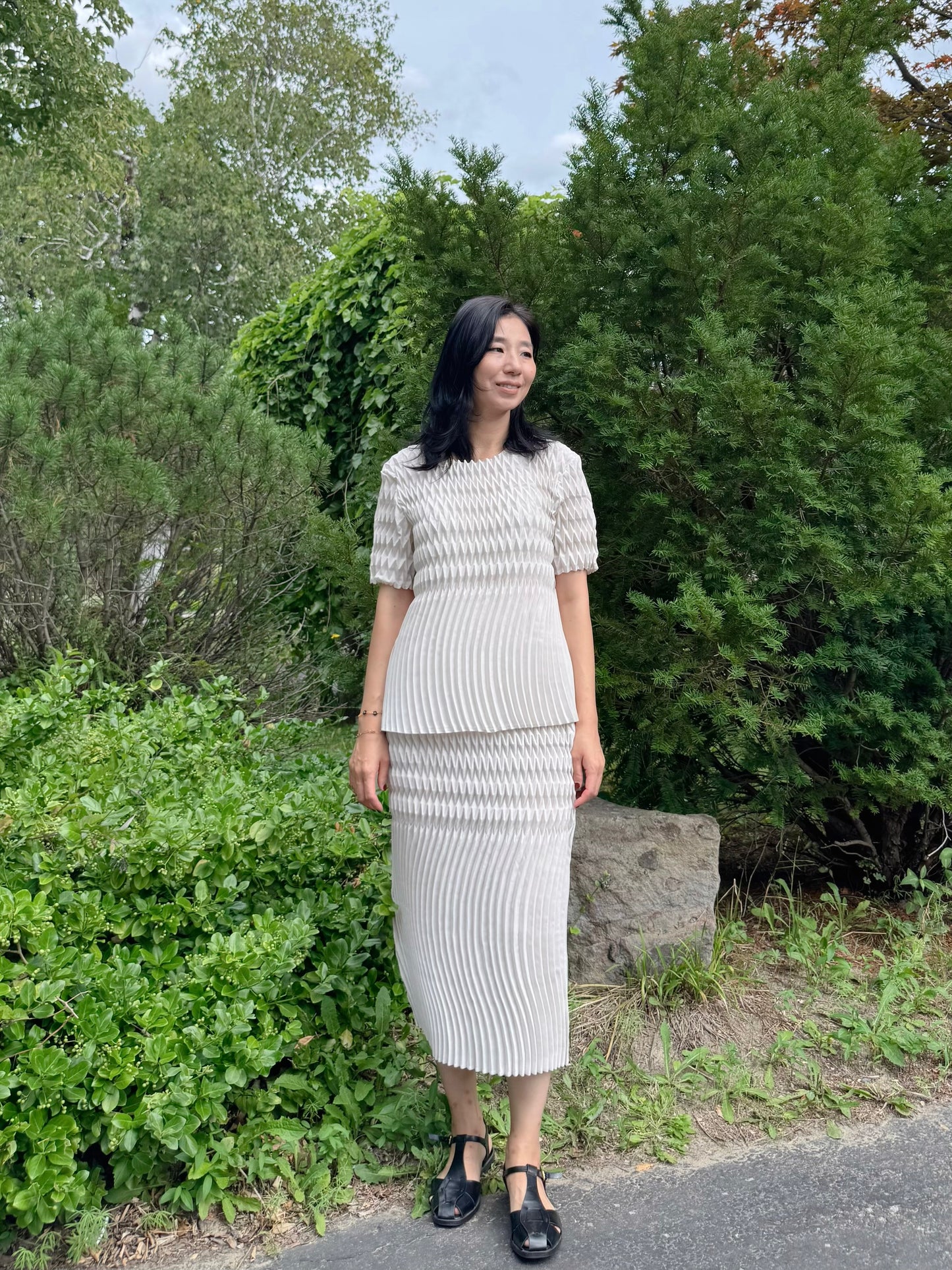 Pleated Texture Two-Piece Set(black,ivory)