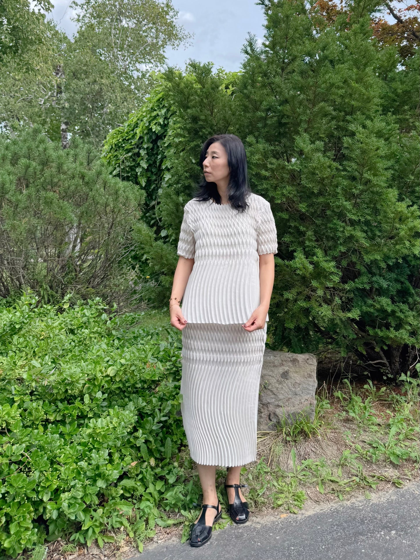 Pleated Texture Two-Piece Set(black,ivory)