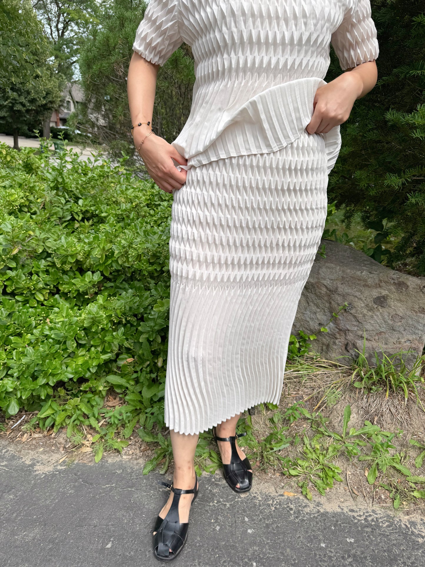 Pleated Texture Two-Piece Set(black,ivory)