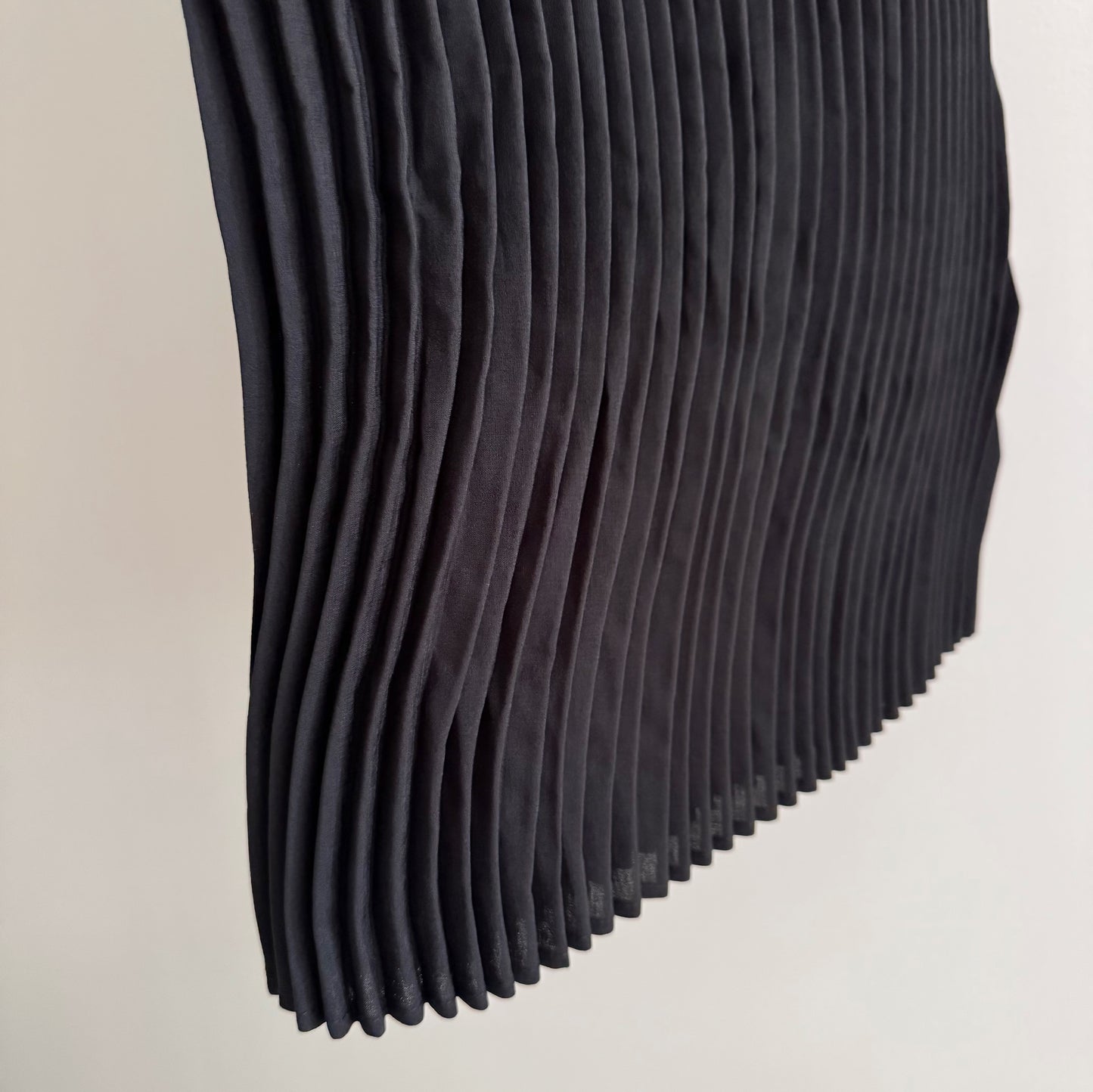 Pleated Texture Two-Piece Set(black,ivory)