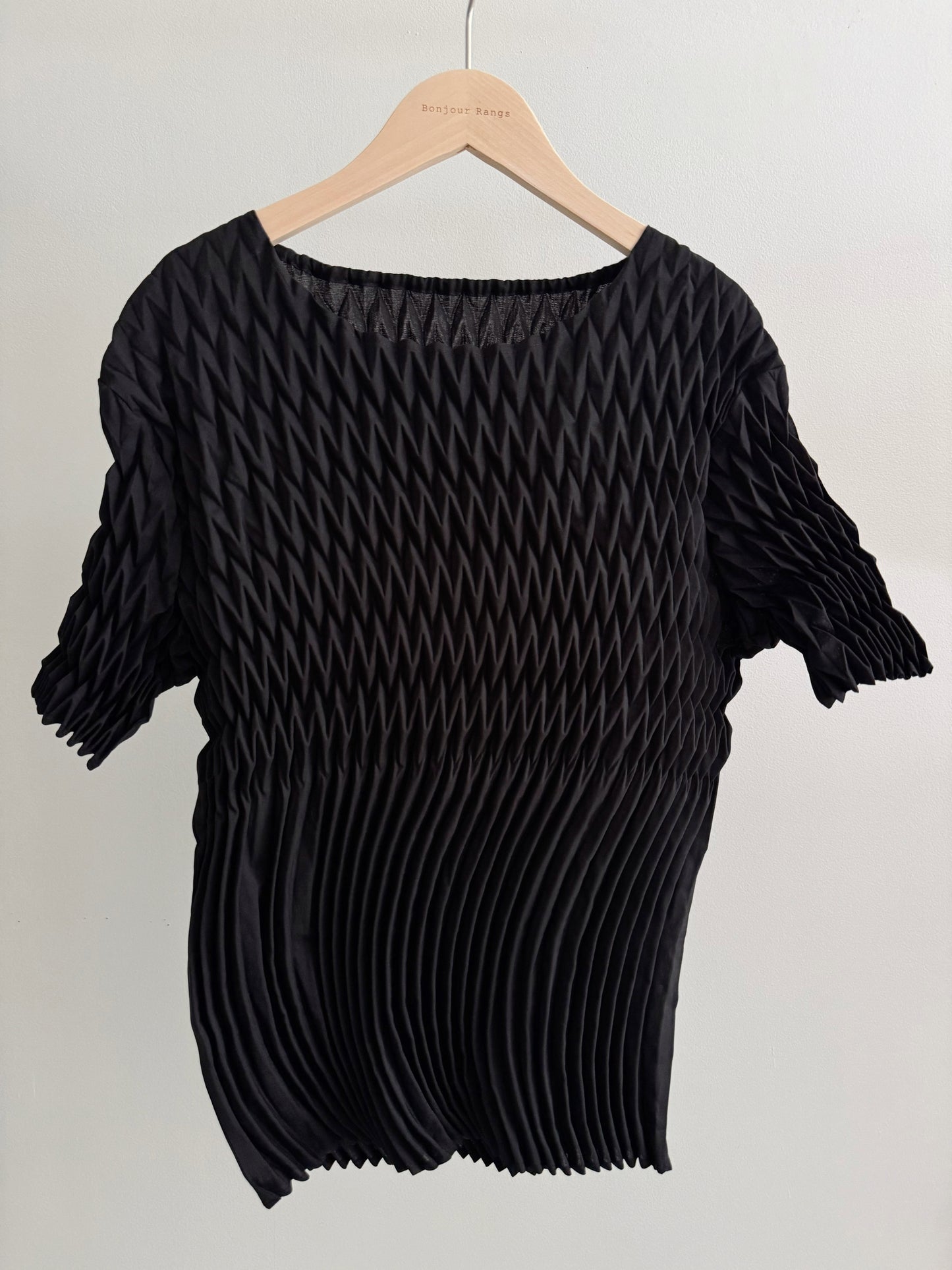 Pleated Texture Two-Piece Set(black,ivory)