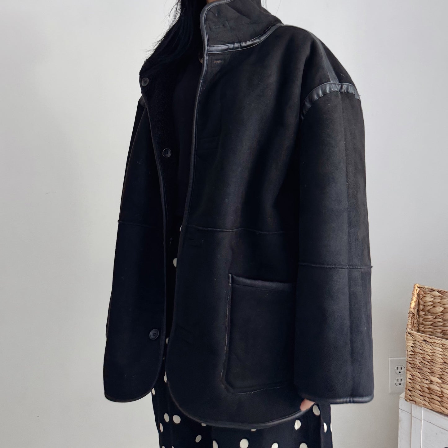 Reversible shearling jacket (brown, black)