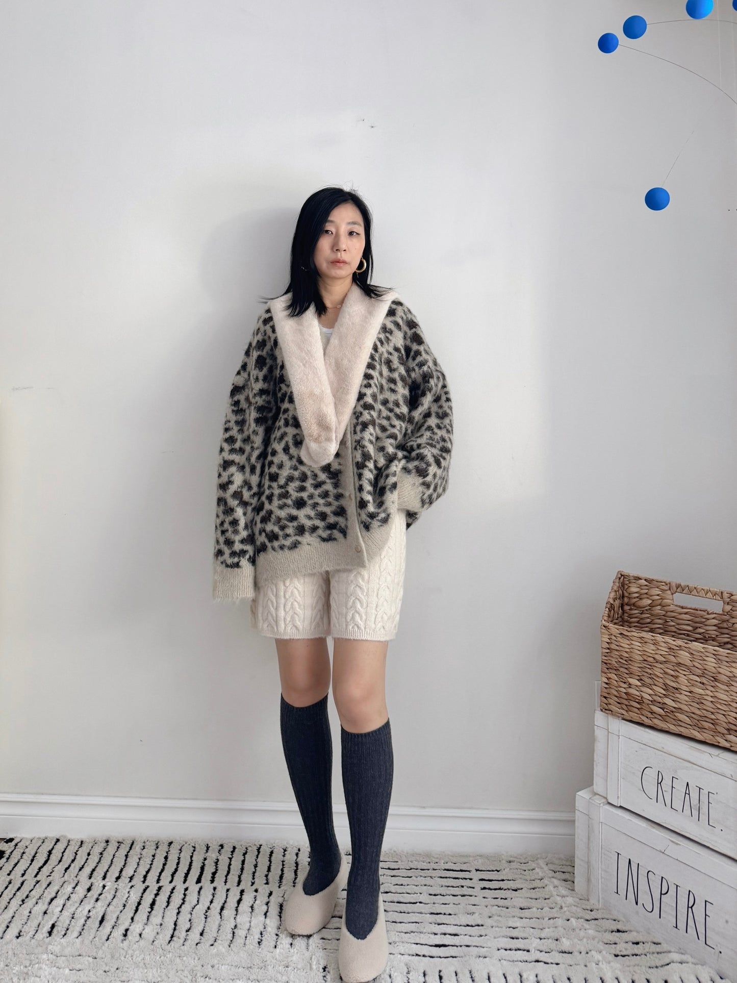 Oversized Leopard Print Cardigan (ivory , brown)