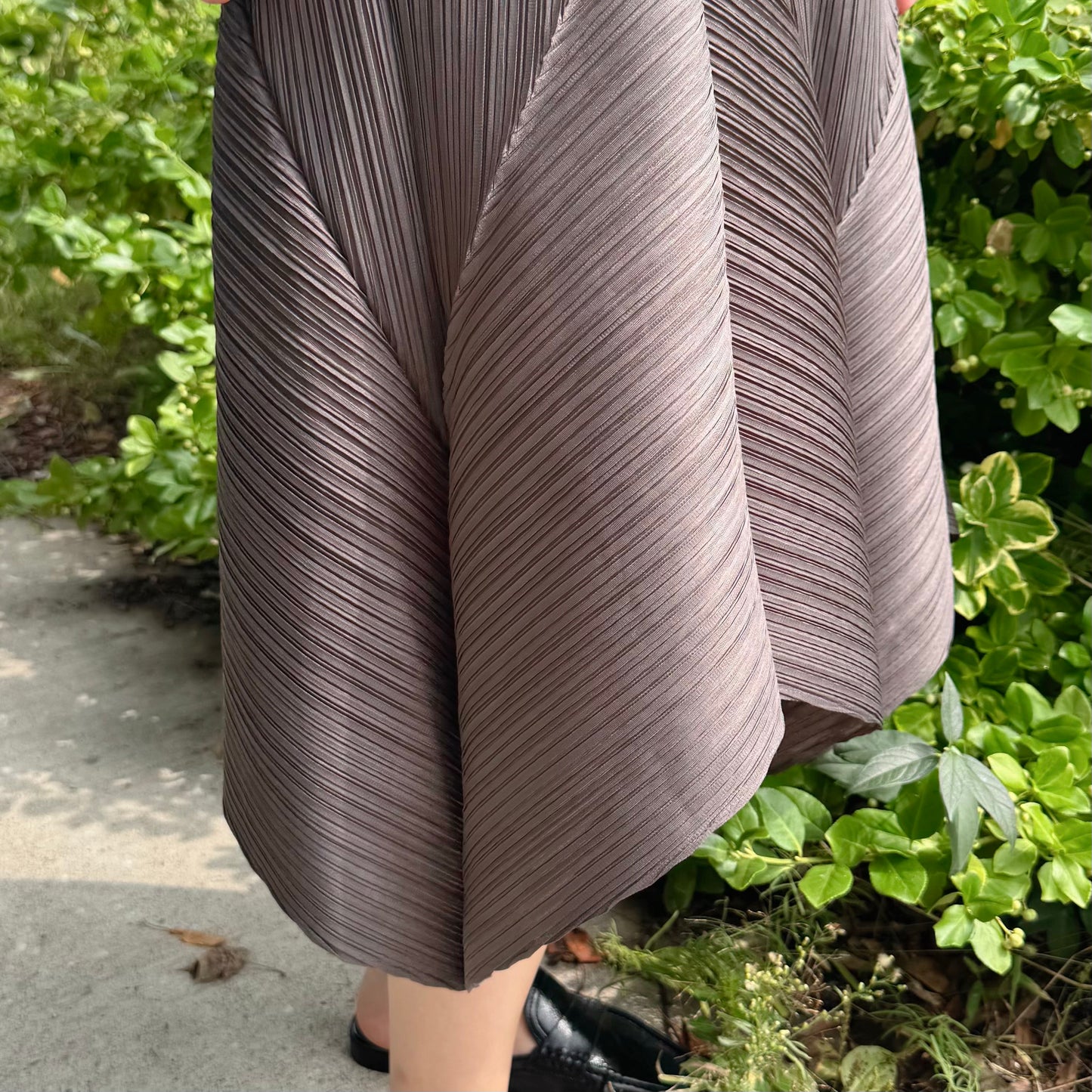 Pleated Short-Sleeve volume dress( ivory, black, brown)