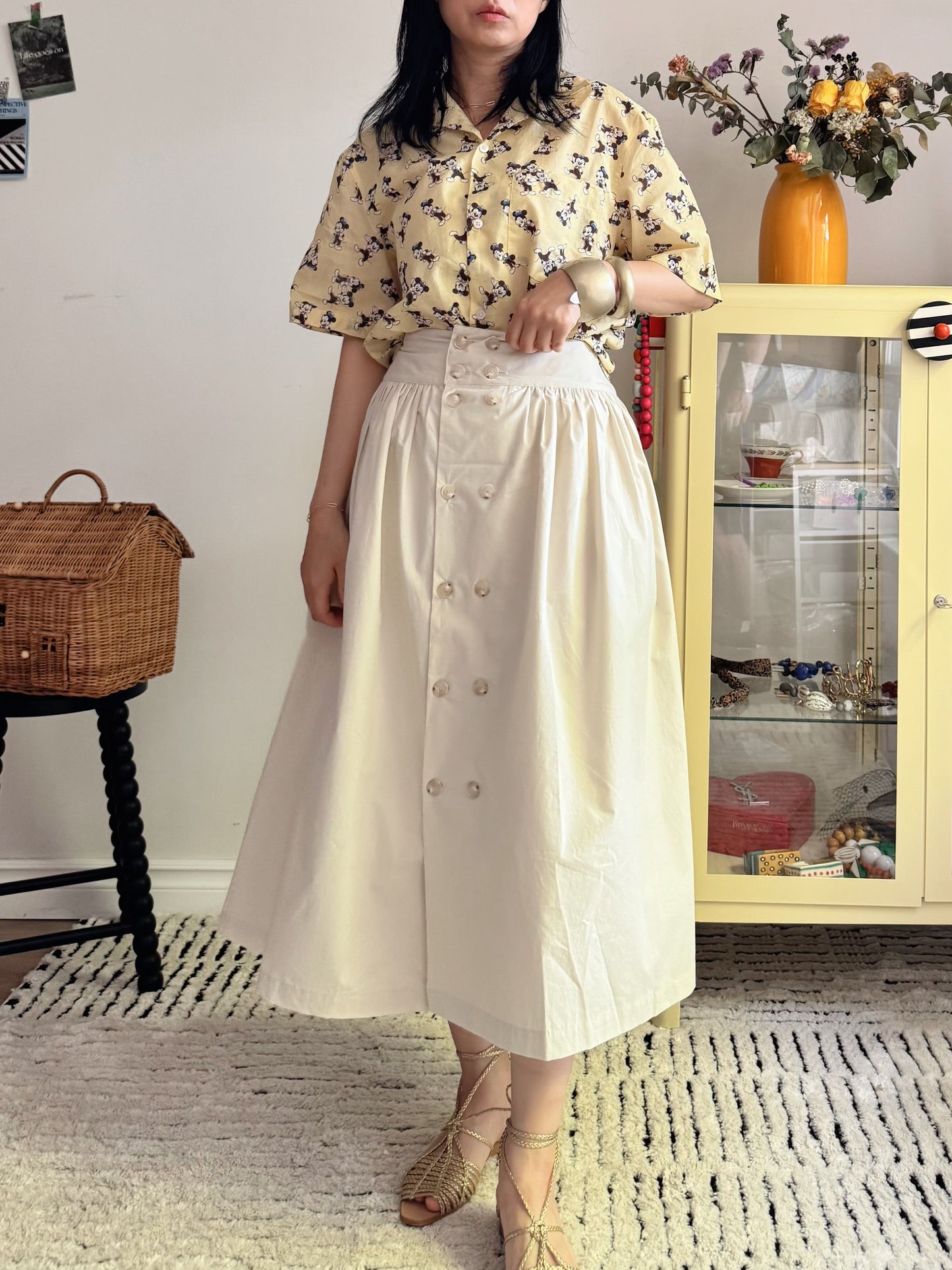 Double Button Skirt(  Beige, ivory, black)