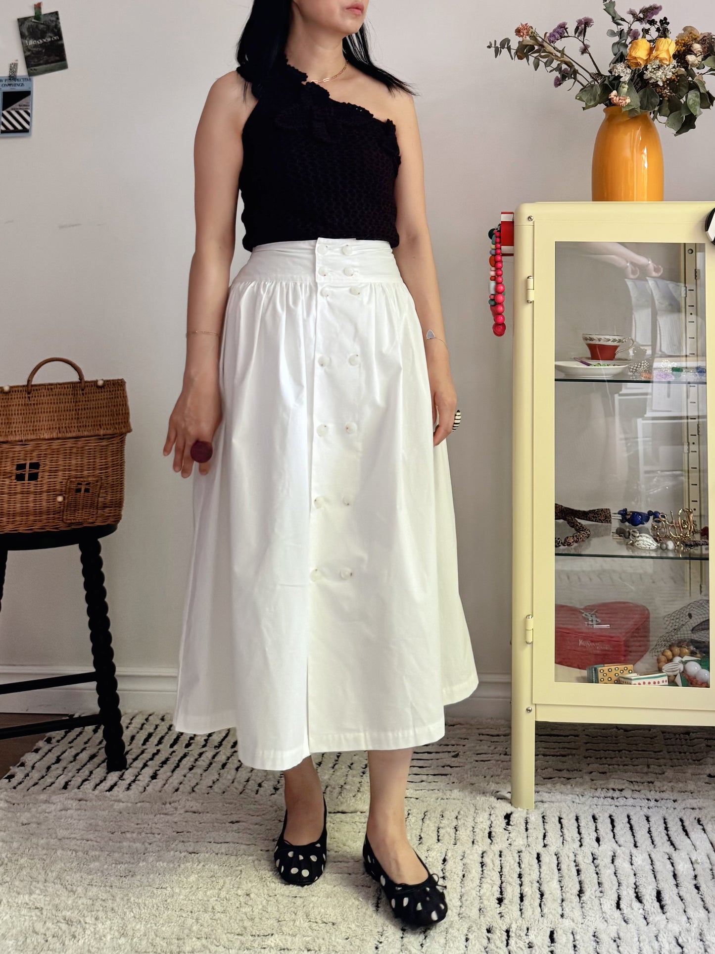 Double Button Skirt(  Beige, ivory, black)