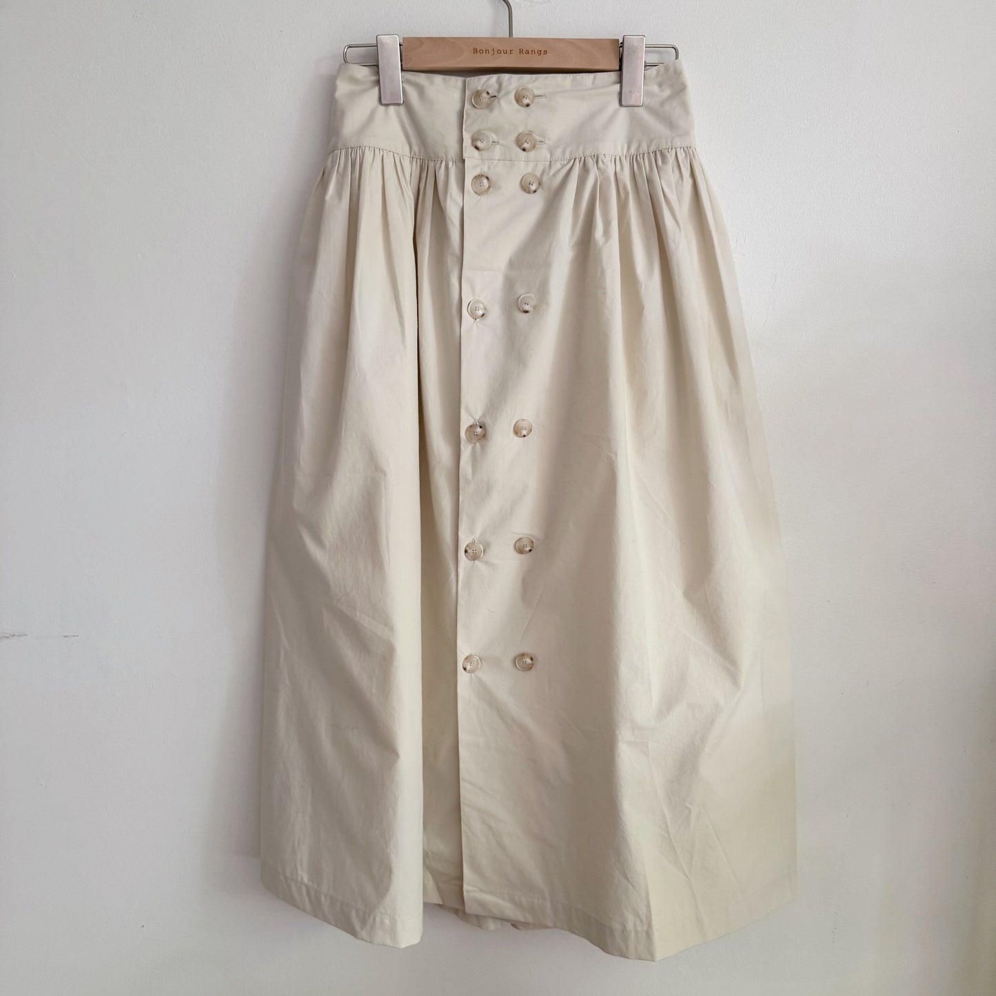 Double Button Skirt(  Beige, ivory, black)