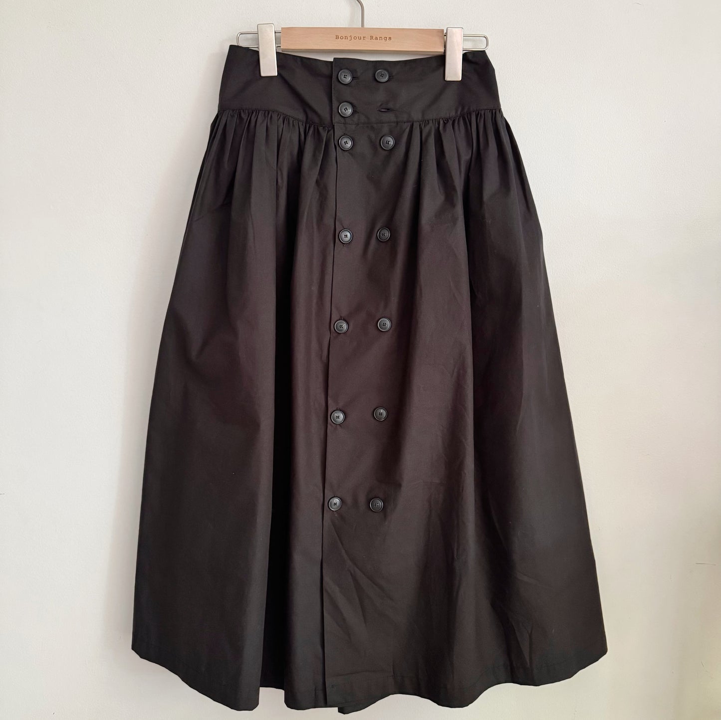Double Button Skirt(  Beige, ivory, black)