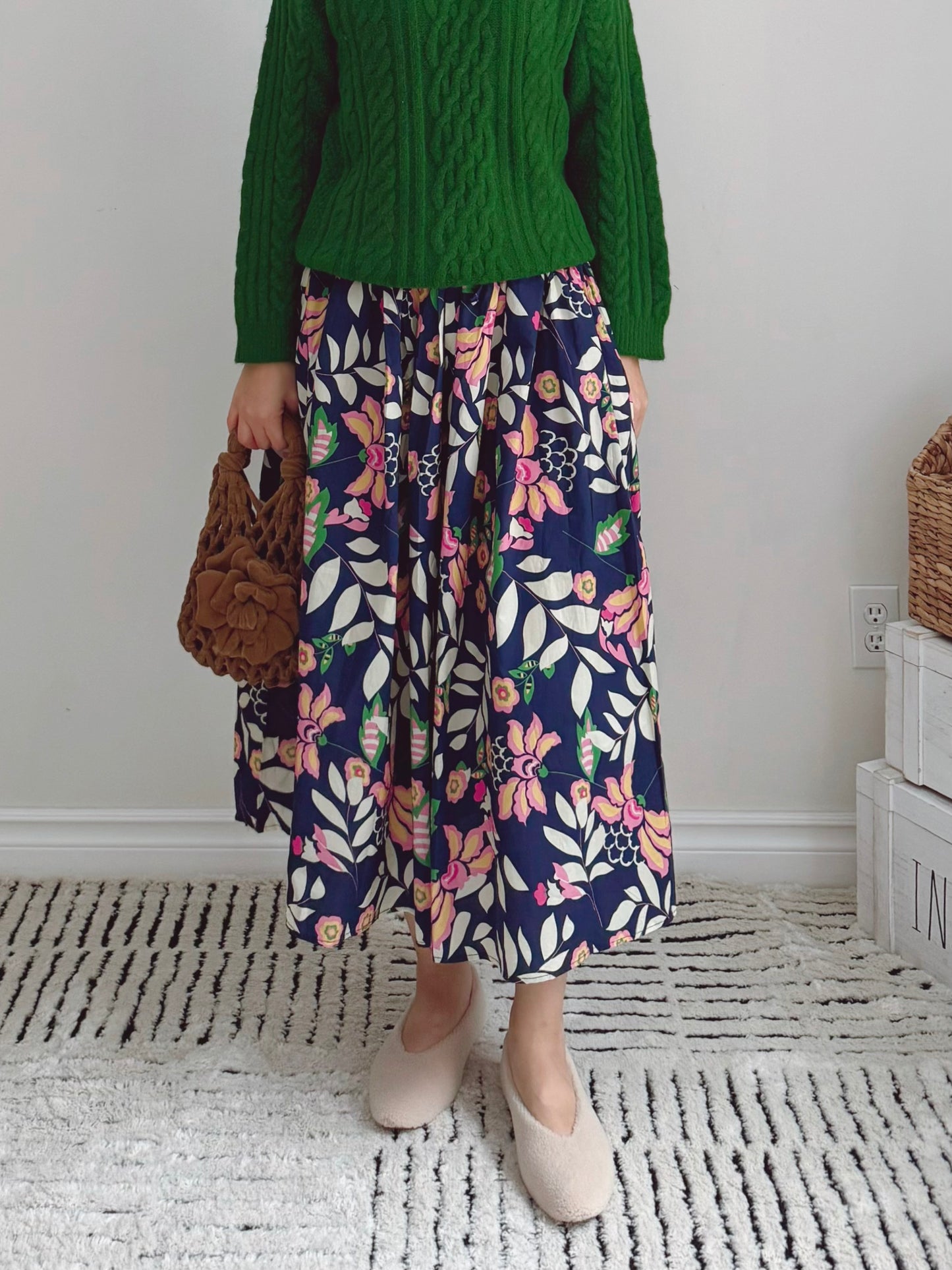 Flower banding skirt (blue, navy)