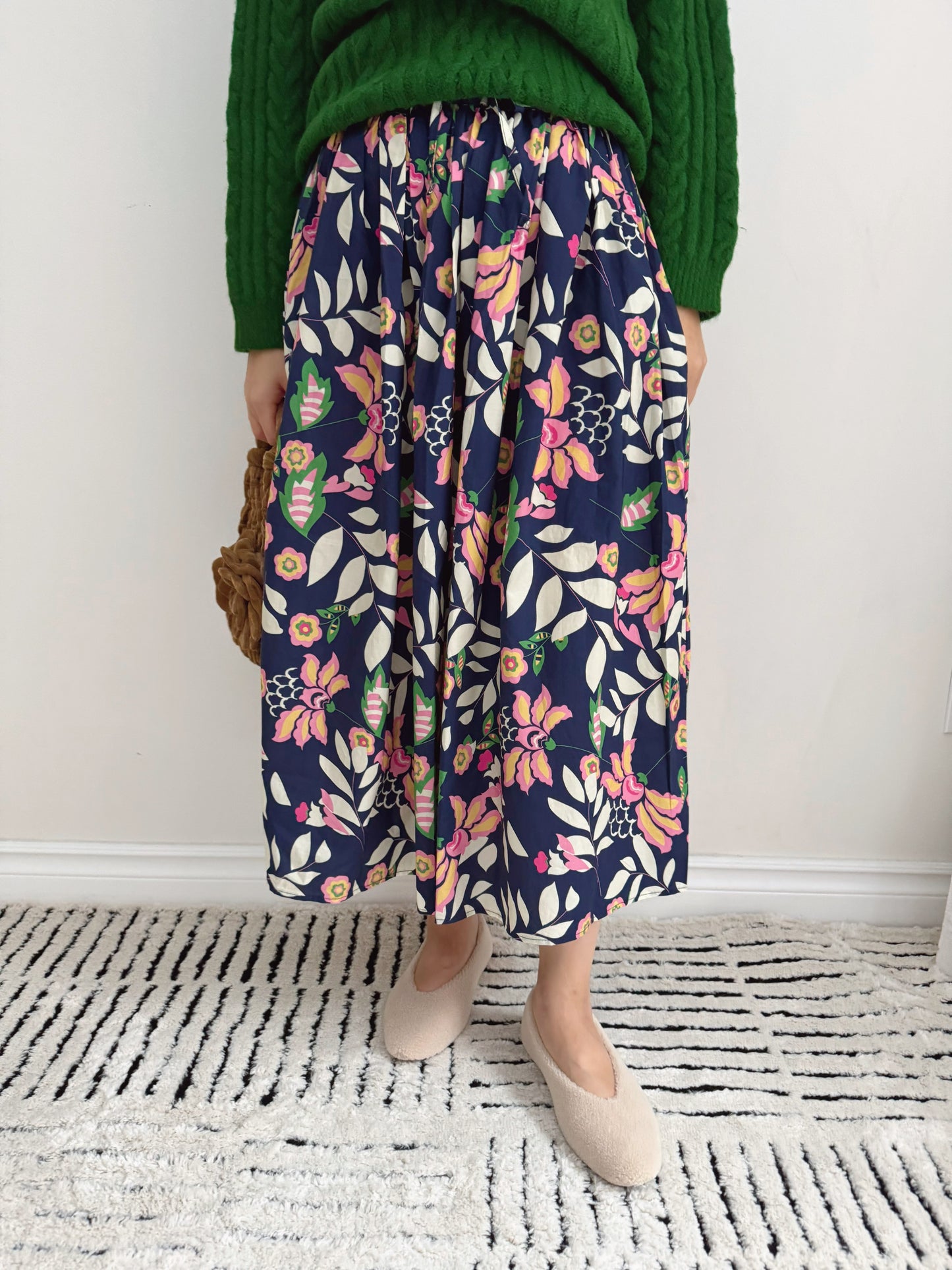 Flower banding skirt (blue, navy)