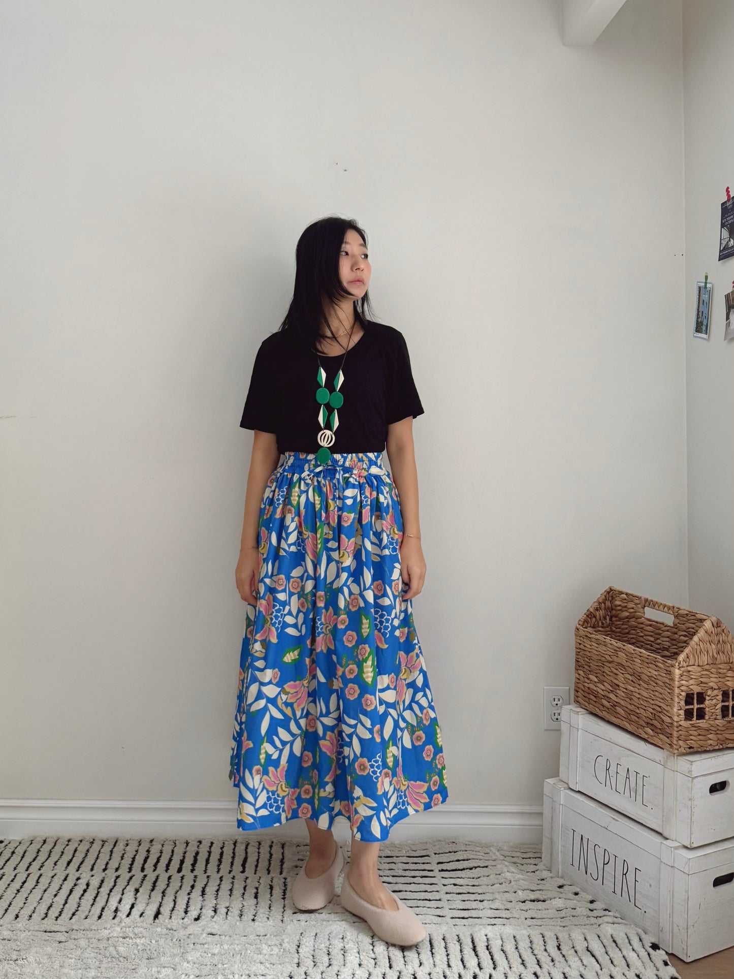 Flower banding skirt (blue, navy)