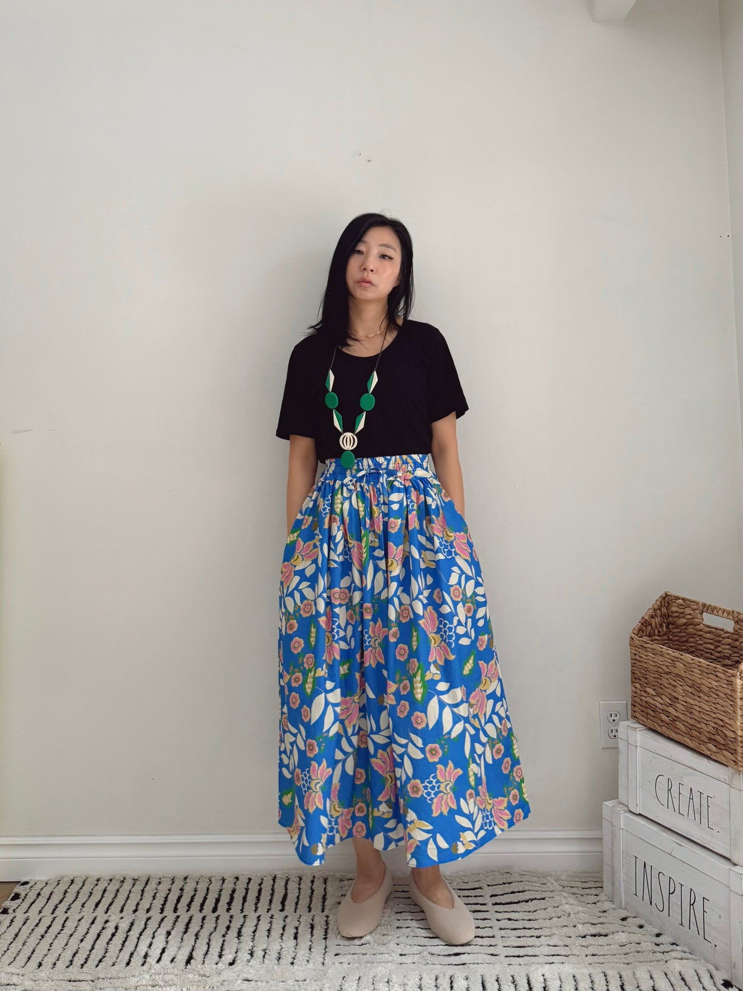 Flower banding skirt (blue, navy)