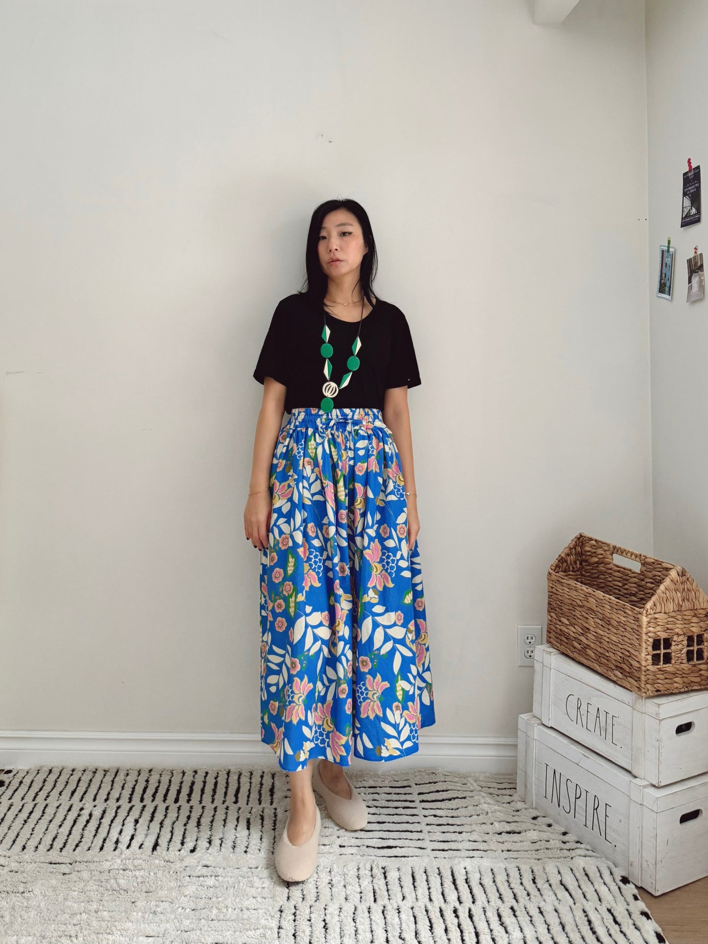 Flower banding skirt (blue, navy)