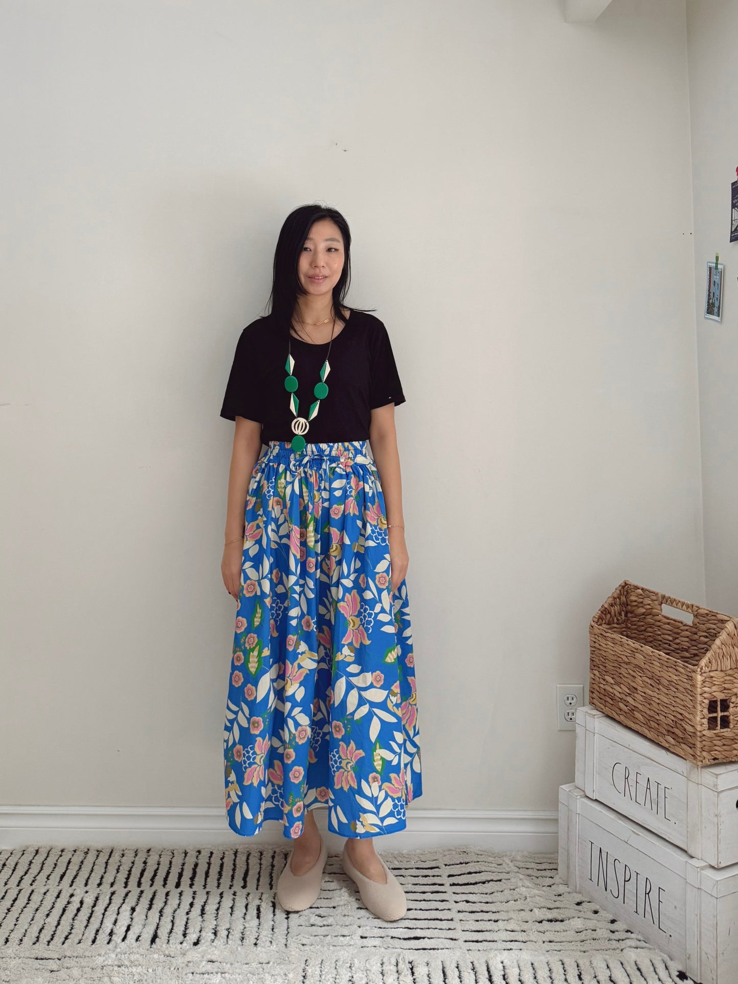 Flower banding skirt (blue, navy)