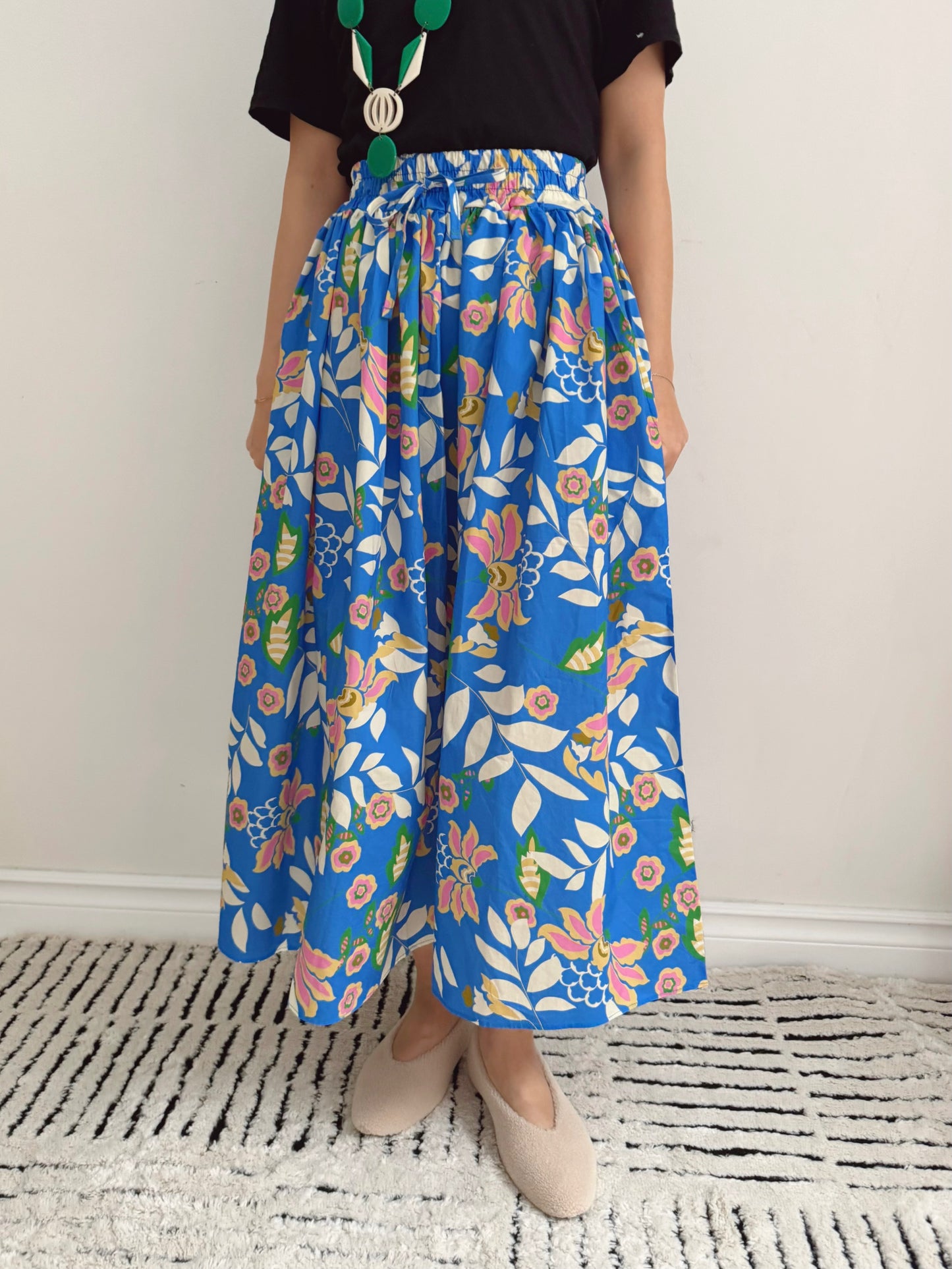 Flower banding skirt (blue, navy)