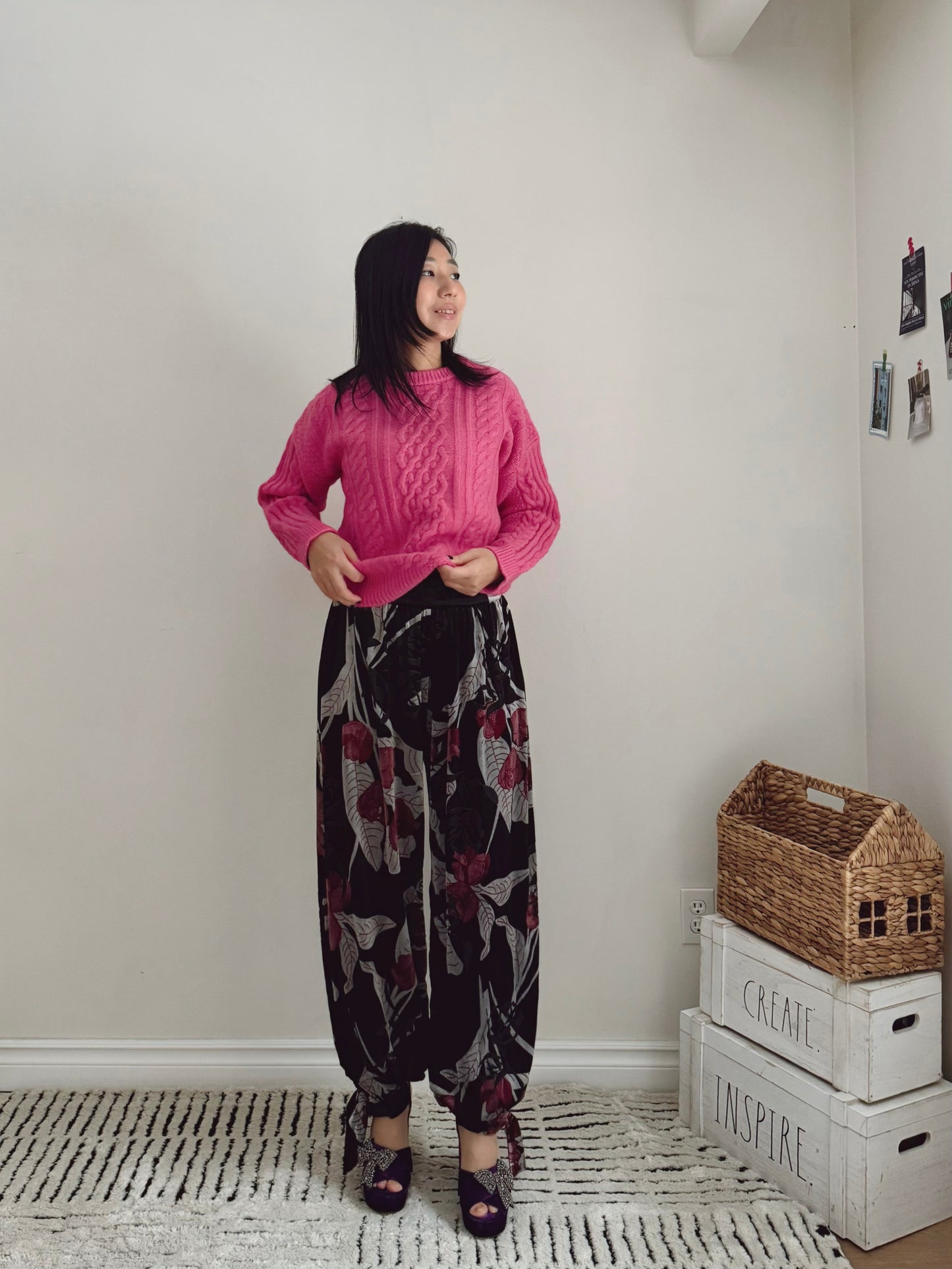 CABLE ROUND KNIT(pink , green, black )