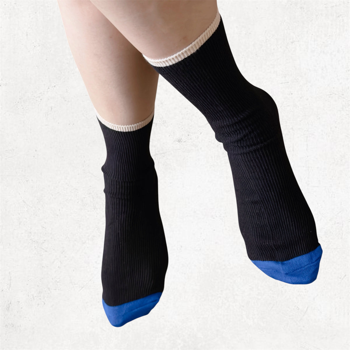 COLOR BLOCK RIBBED SOCK (Black,Ivory,Brown)