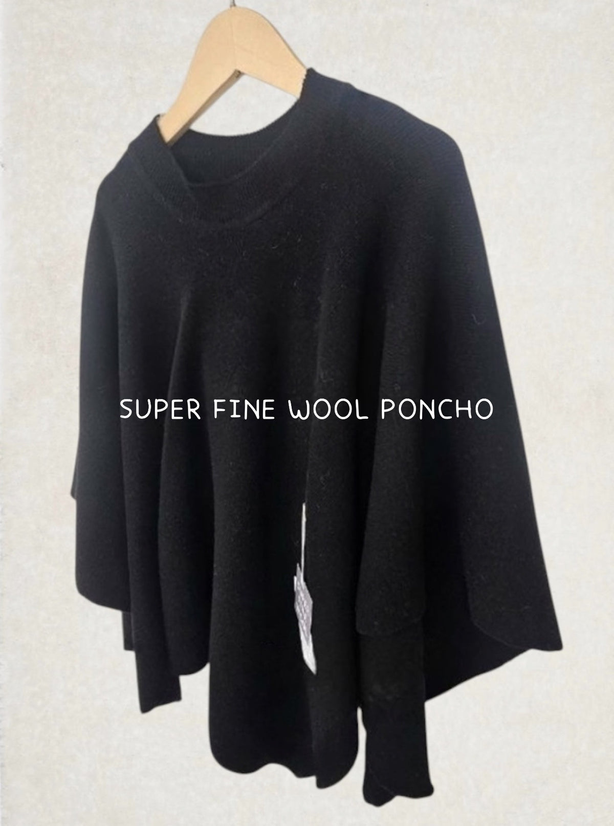 SUPER FINE WOOL PONCHO (Gray, Black)